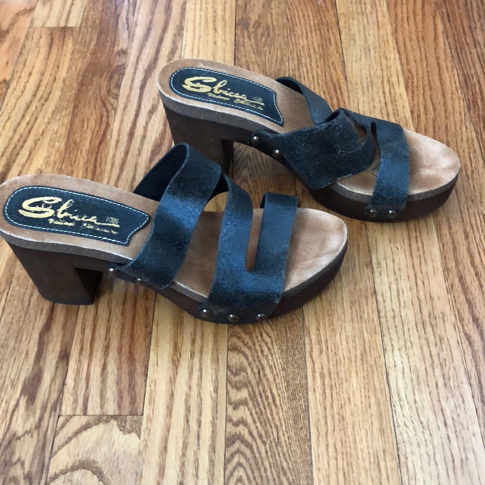 Sbicca black chunky heels